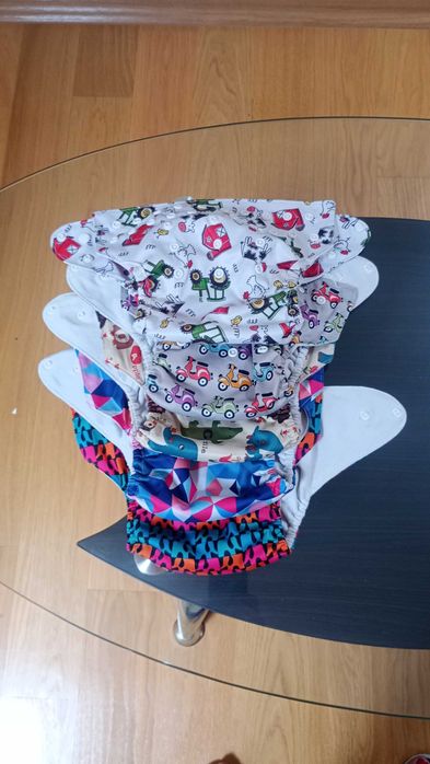 Pieluchy majtki wielokrotnego użytku + 4 wkłady