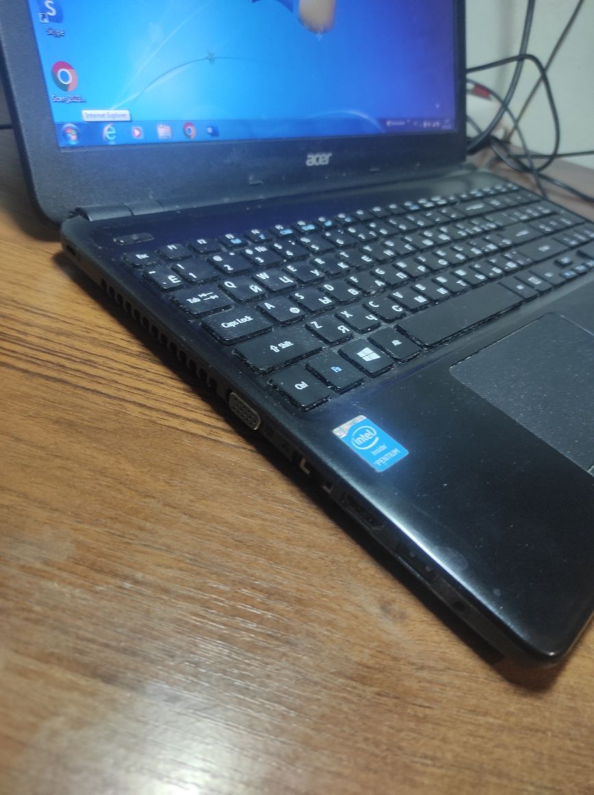 Продам ноутбук Acer Espire E1. Pentium, 2gb, 128ssd. 15.6"