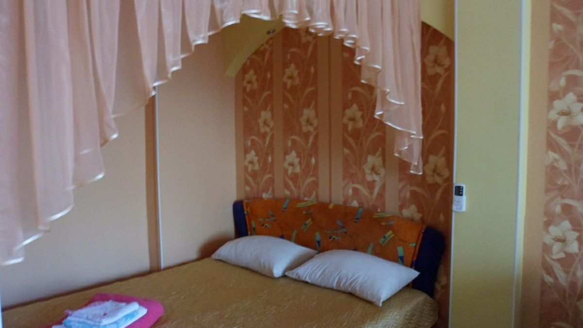 Квартира подобово з кондиціонером