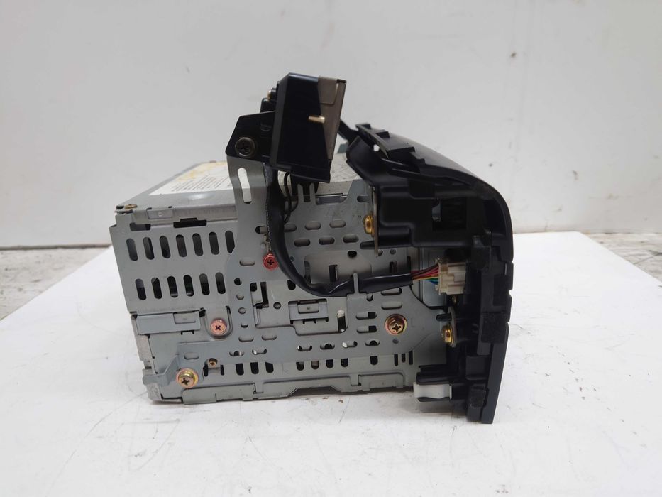 Mazda 3 BK Radio Radioodtwarzacz CD Wyświetlacz