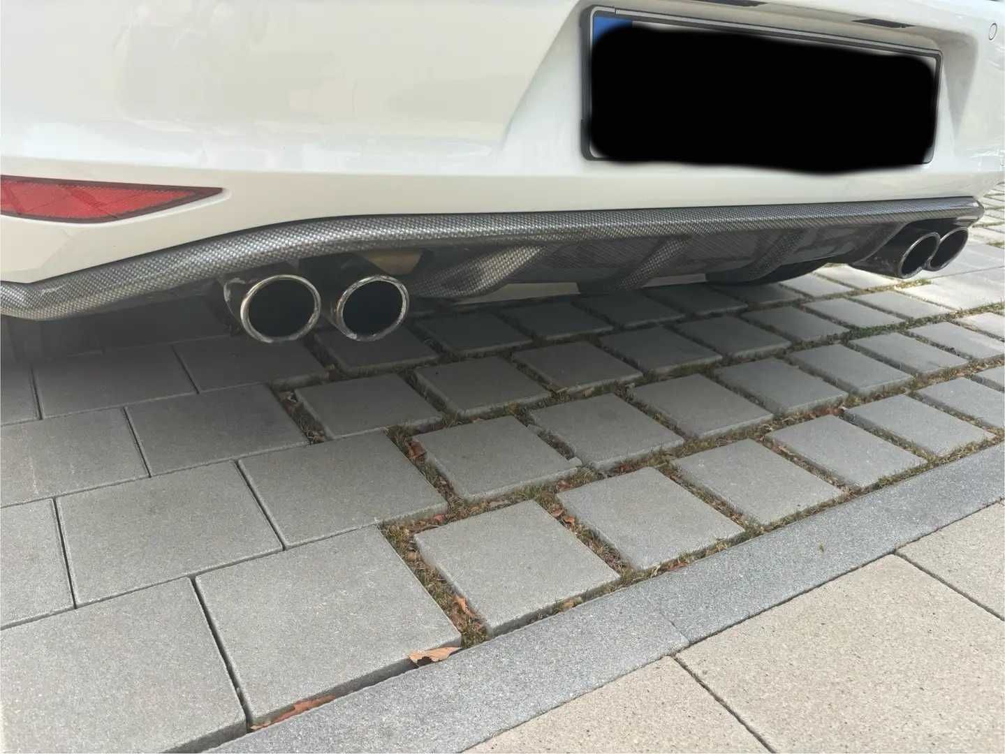 VW Golf GTI - 230cv