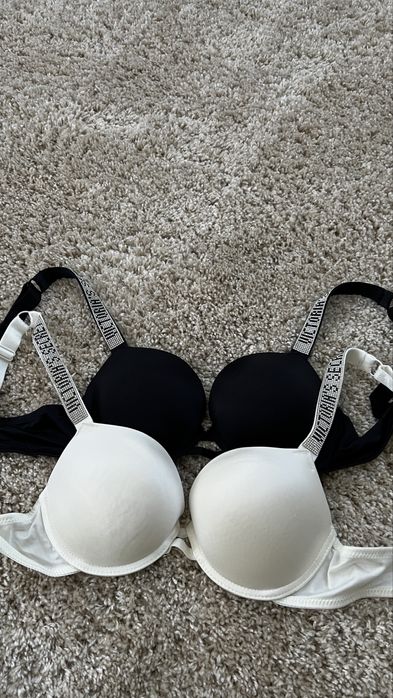 Бюст Victoria’s Secret