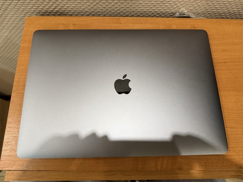 MacBook Pro 15 2019 I9