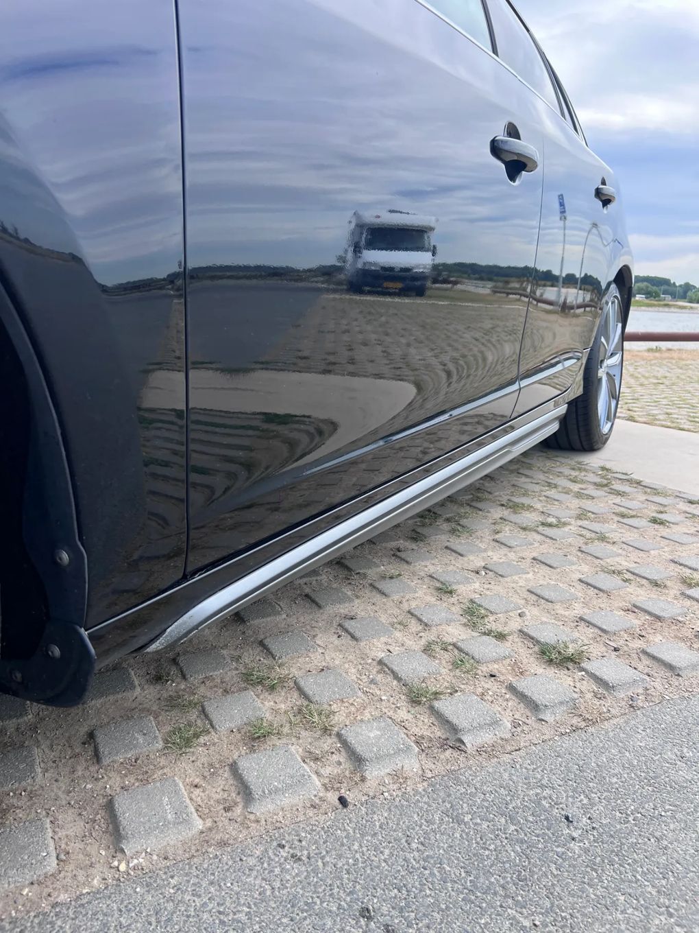 Volvo V60 D4 Iron stone