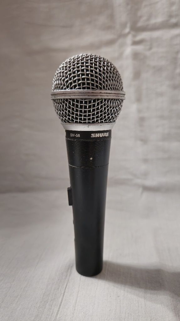 Динамічний мікрофон Shure SM58