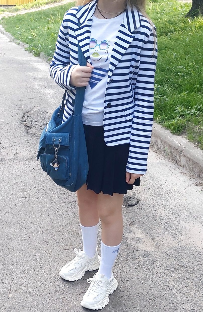 Піджак Elsy, футболка Imperial Італія 14 років або хс