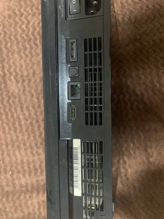 Продам на запчастини PS3 Fat CECHG04