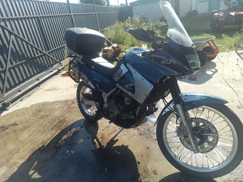 Kawasaki kle 500 з документами на ходу, технічно справний
Kawasaki KLE