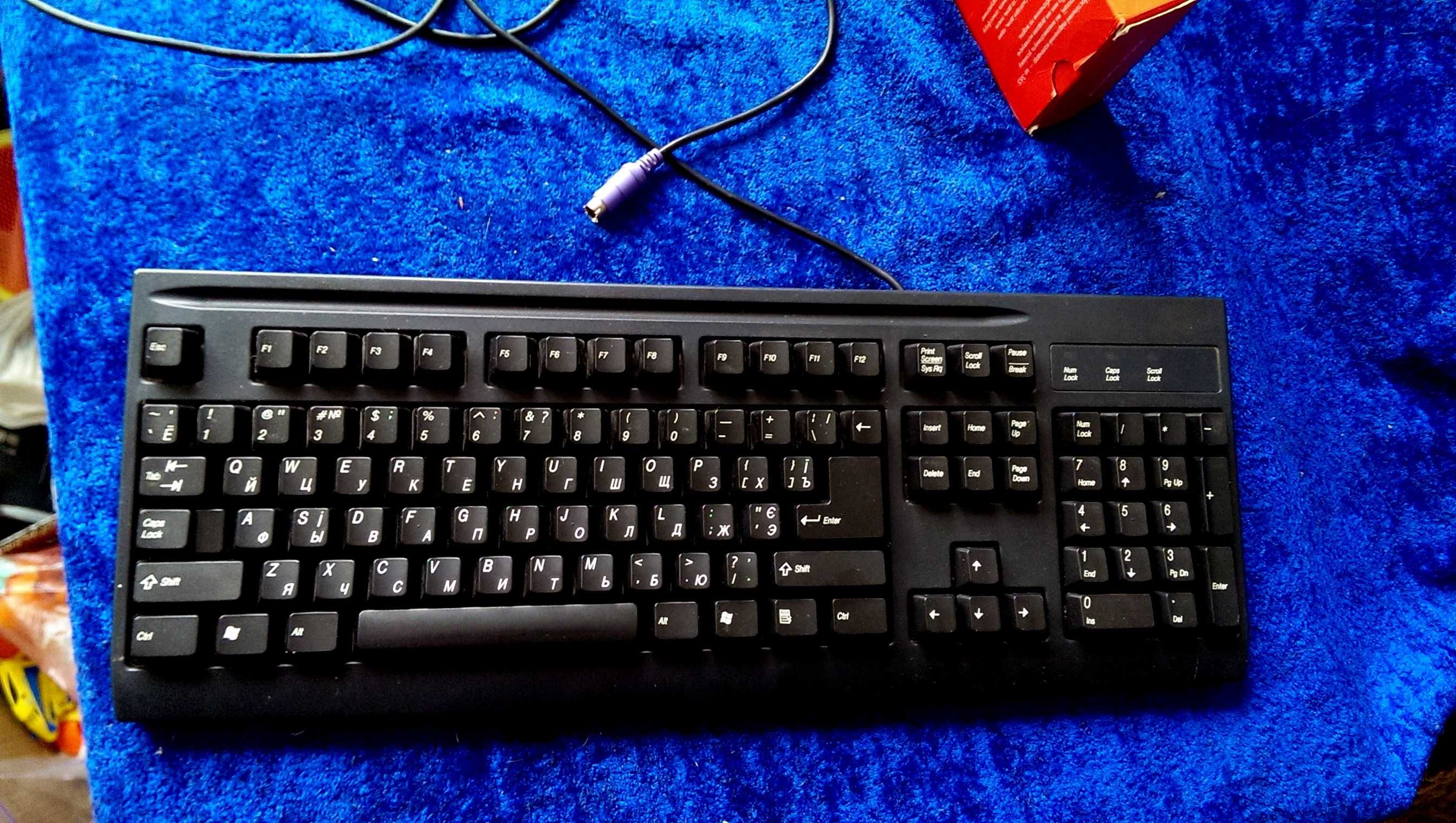 Клавиатура MITSUMI KFK- EA4XT в хорошем состоянии PS/2