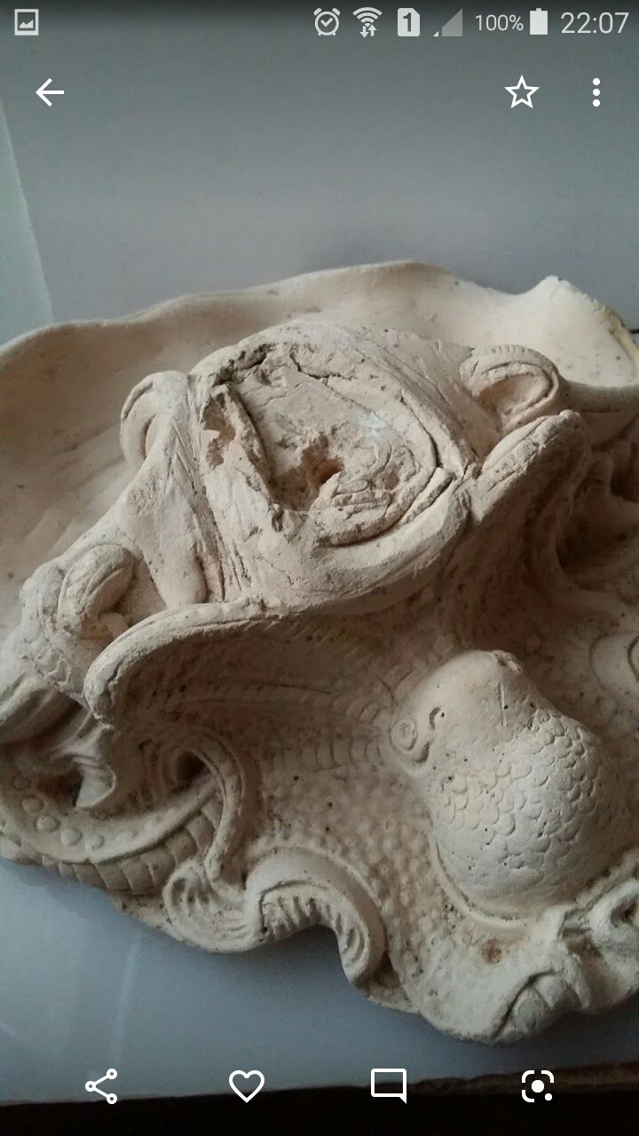 Статуя/скульптурная форма рамки