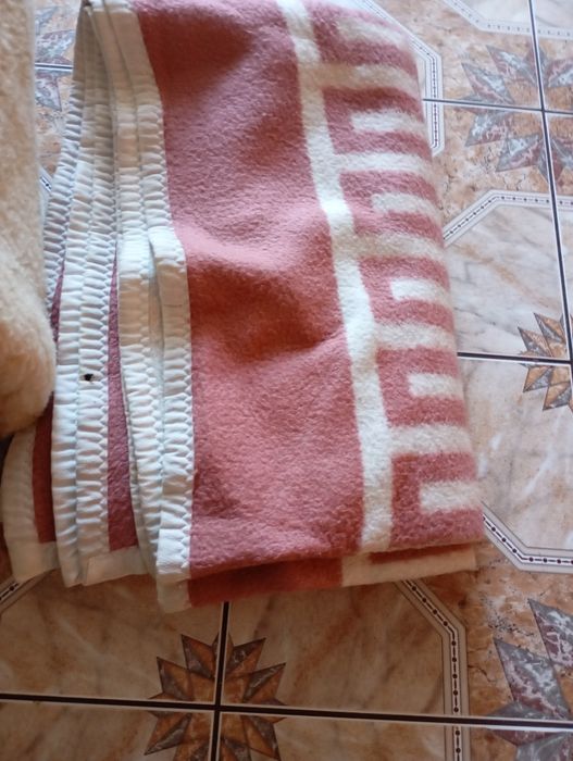 Grube koce trzy sztuki