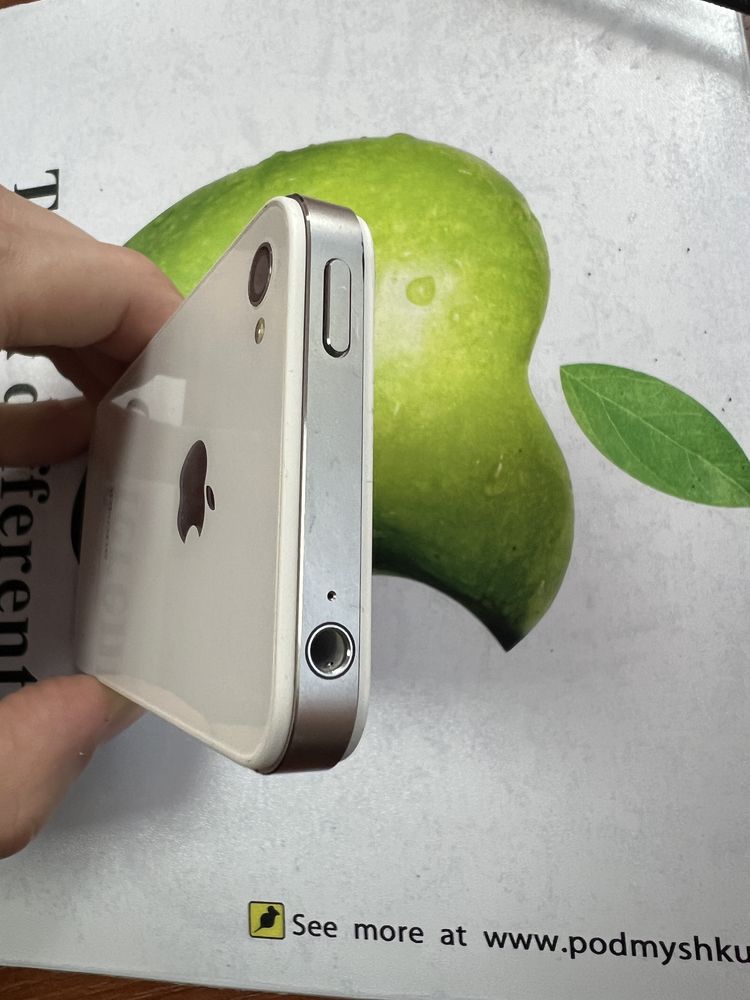 Iphone 4S 16 Gb оригінал раритет вінтаж