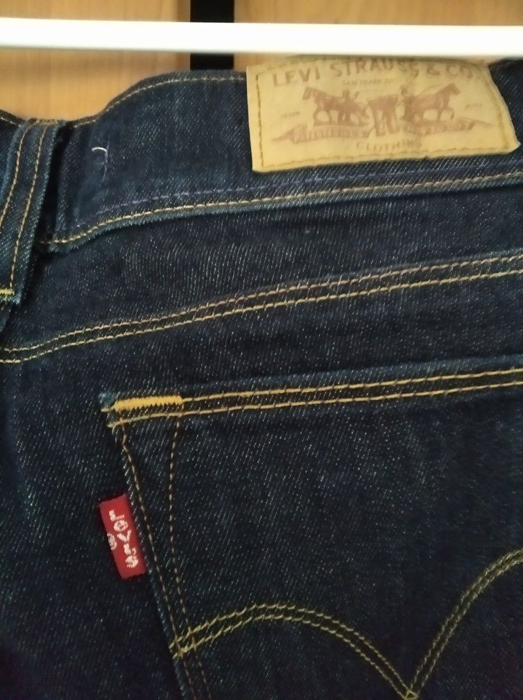 Jeansy biodrówki Levi's rozmiar XS