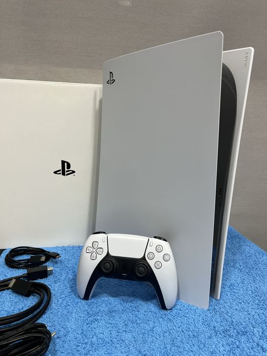 PS5 5 Standard (Versão leitor CD)–COMO NOVA e com Garantia de 3 anos!!