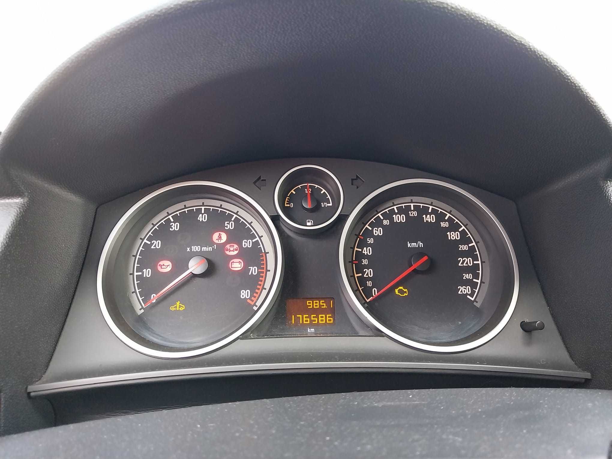 Sprzedam Opla Astrę H 1.6 Benzyna