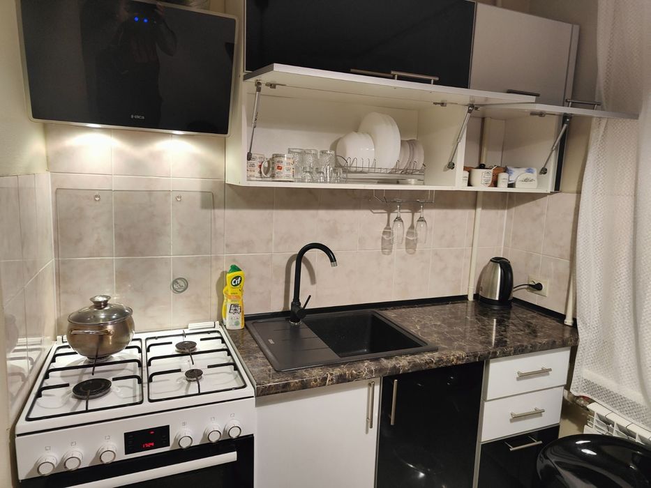 Посуточно,  почасово  Запорожье, недалеко от жд  вокзала, сити молл