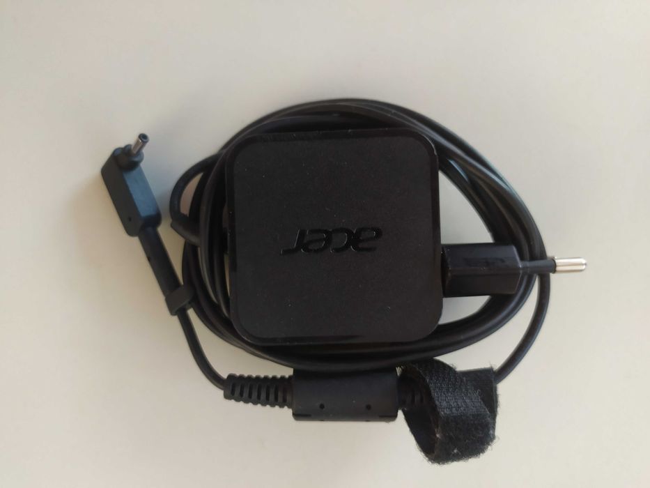 Блок питания зарядка acer w15-045n4b 19v 2.37a 45в