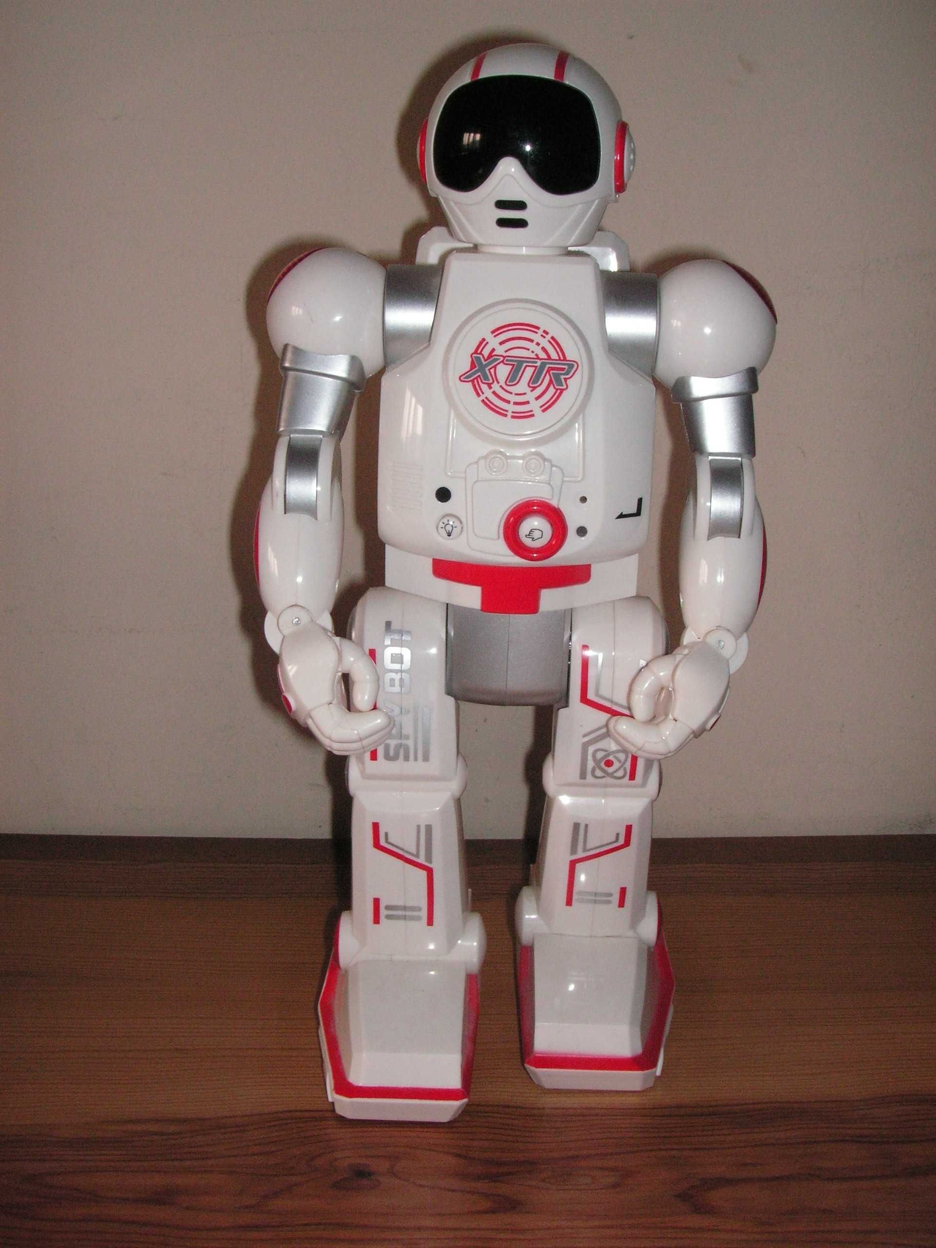 Robô Xtrem Bots XT 30038