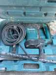 Makita MŁOT UDAROWO-OBROTOWY HR3210C  Po serwisie