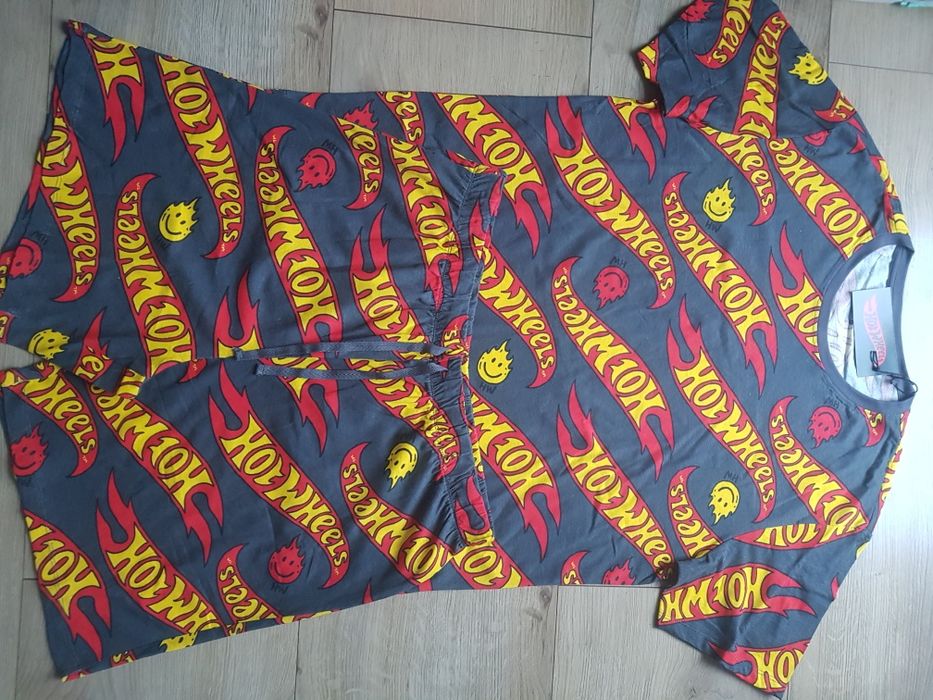 Nowa bawełniana piżama męska marki  Hot Wheels rozmiar M.