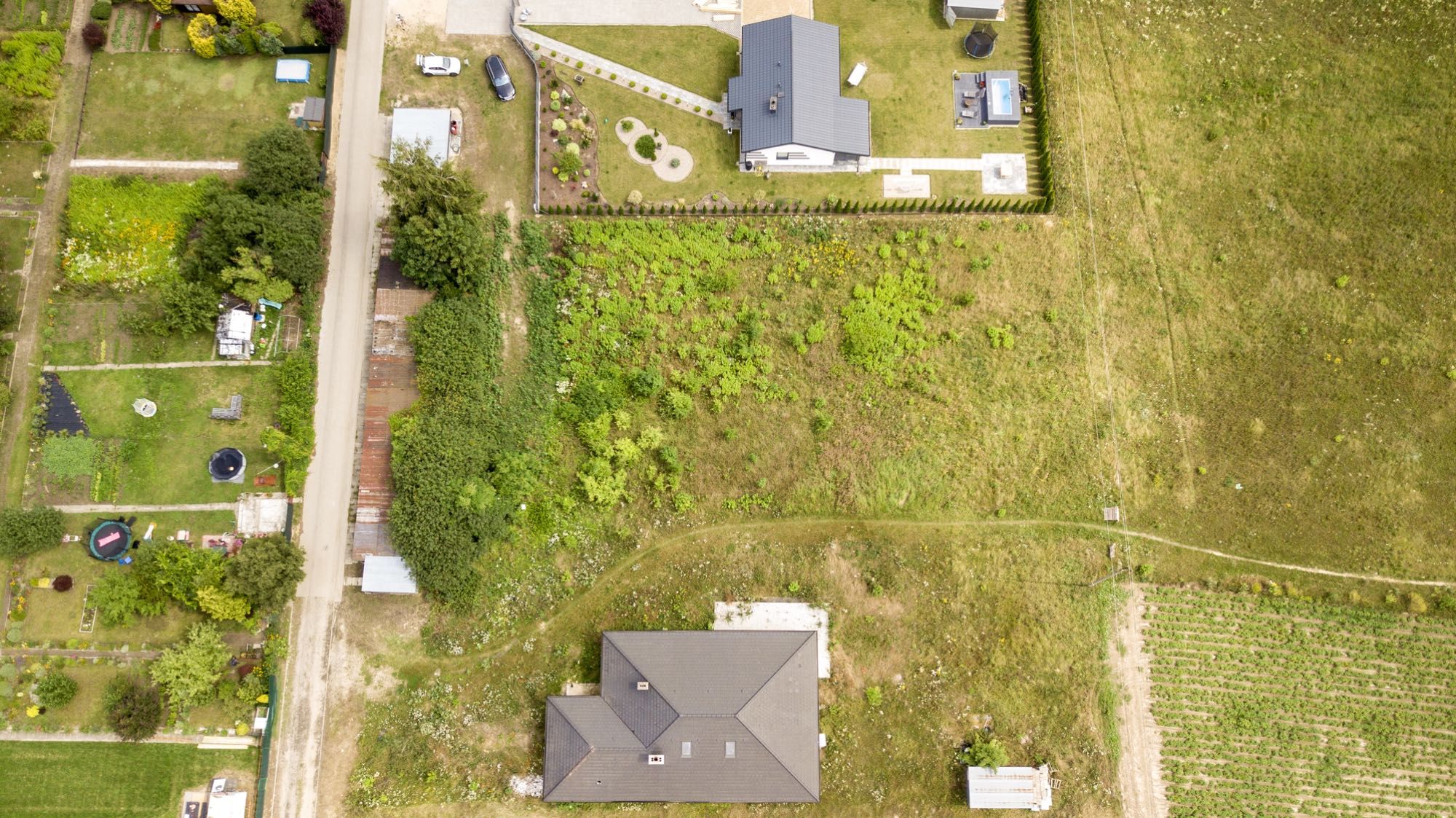 Działka 1373 m² – ul. Miła 7, Brześć Kujawski – media w drodze, MPZP