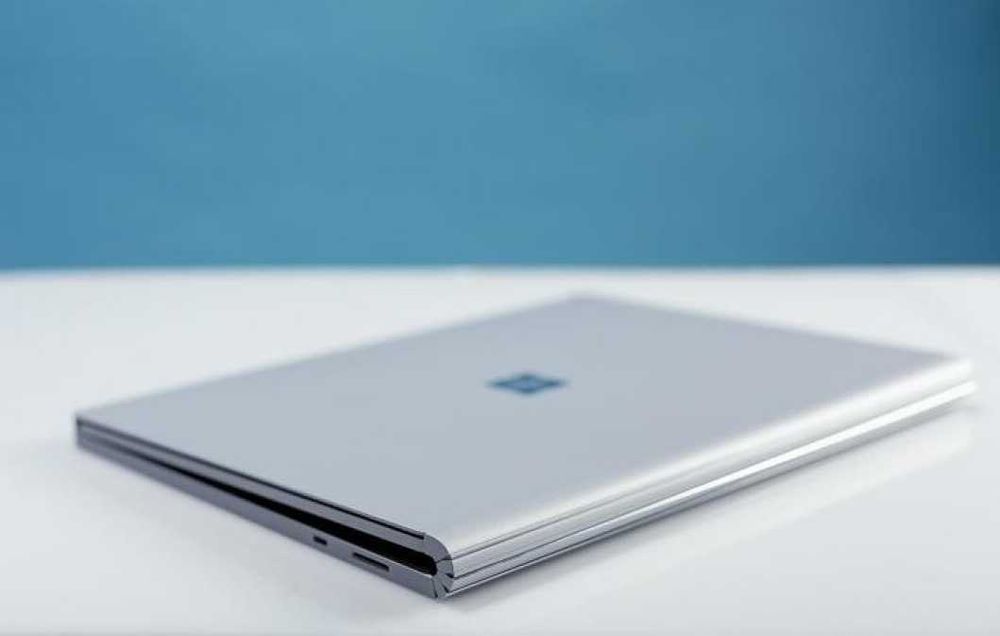 i7/16GB/1TB NVIDIA GTX 1060 6GB Сенсорный Microsoft Surface Book 2 15