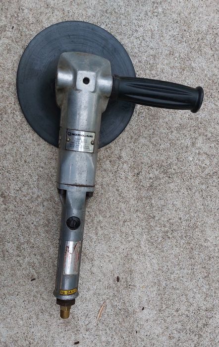 Lixadora (Polidora;Rebarbadeira) pneumática.