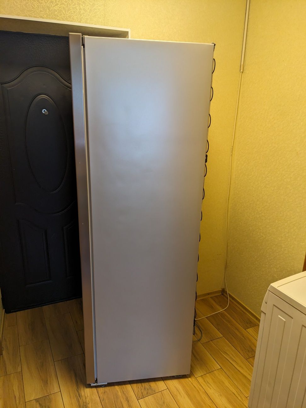 Морозильна камера Beko RFNE312E23X, No Frost, 312л