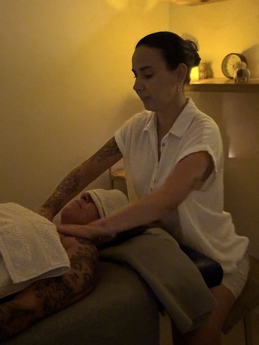 Massagens Relaxantes ,Terapeutica, Shiatsu e Drenante