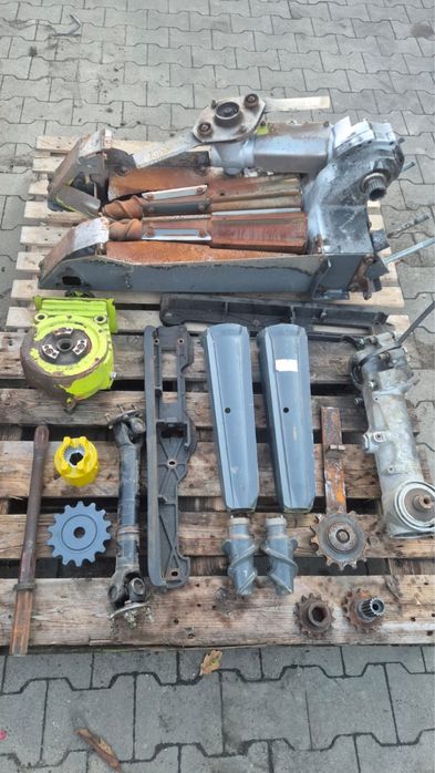 Czesci do przystawki do kukurydzy Claas Conspeed