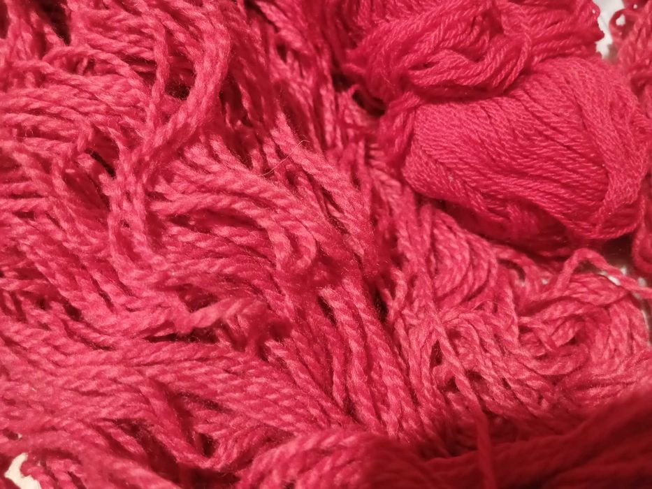 Czerwona włoczka ok. 0.5 kg