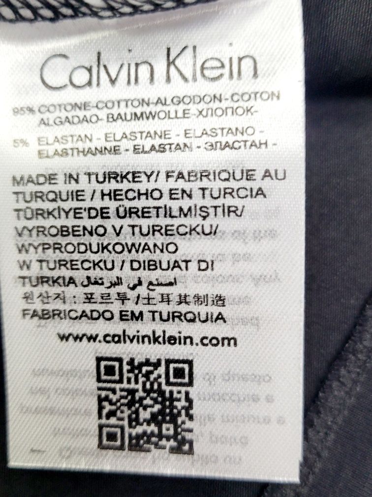 Футболки мужские Calvin Klein.