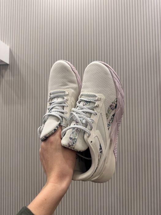 Кросівки Reebok для спортзалу - 39, нові
