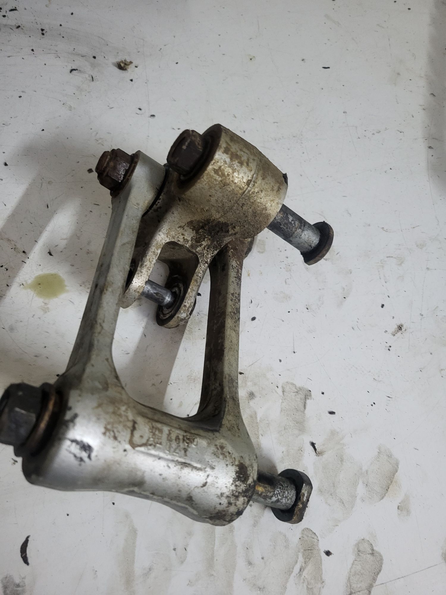 Kiwak kołyska amortyzatora yamaha yzf 250 450 yz f 06/09 rok