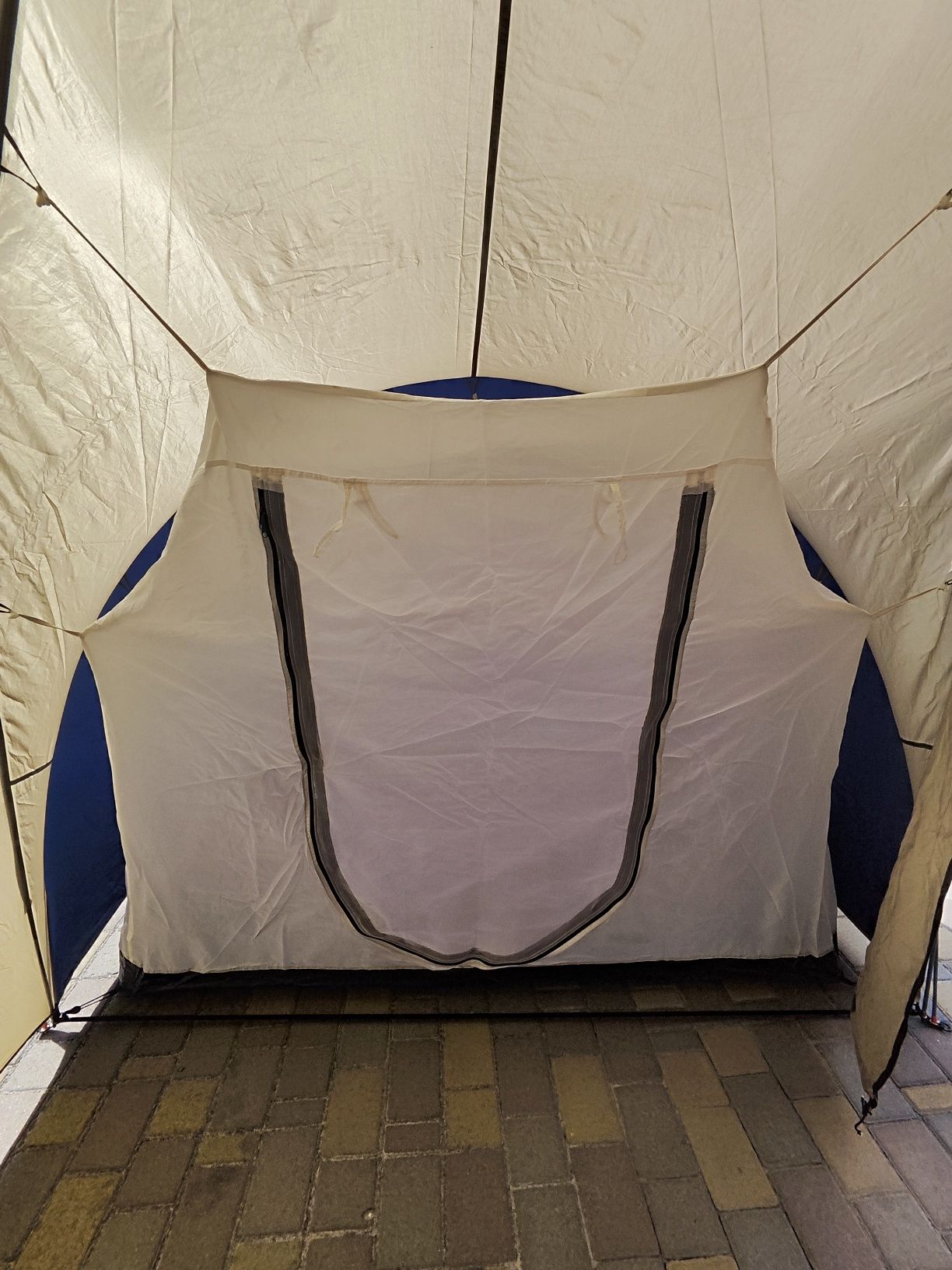 Палатка двухслойная Halfords 4 man 2 Rom tent