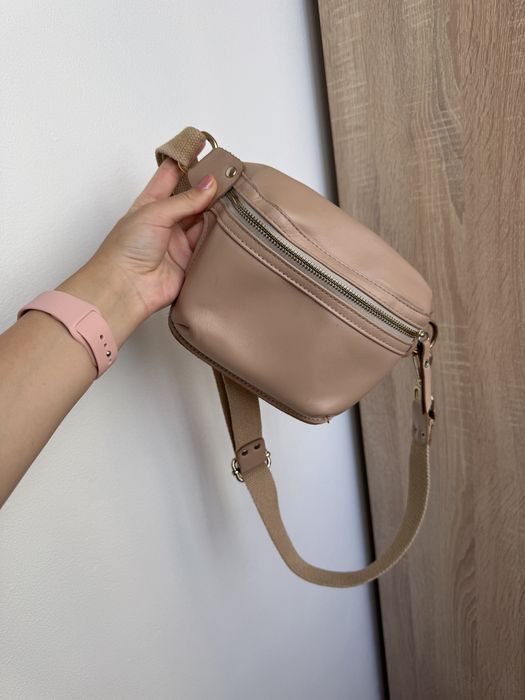 Бананка з натуральної шкіри