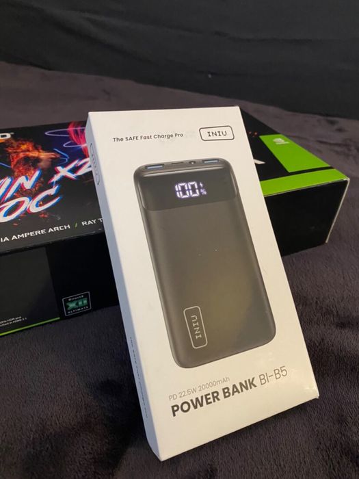 Павербанк Iniu 20000mAh з дисплей екраном