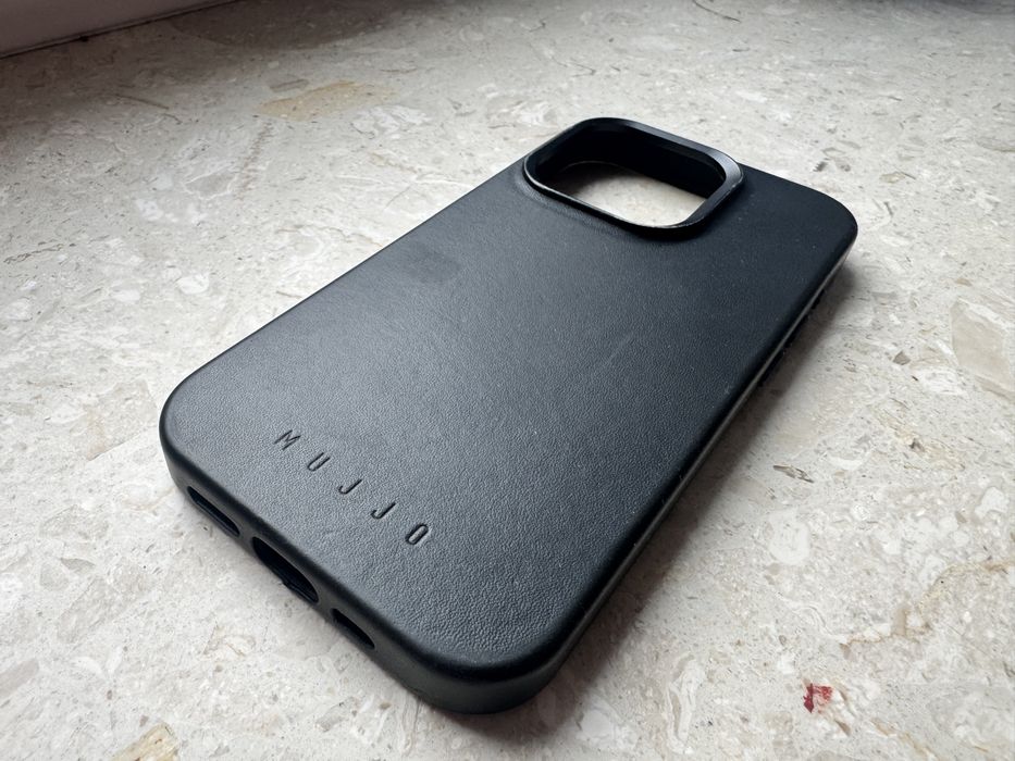 Etui skórzane Mujjo Leather Case Apple iPhone 15 pro