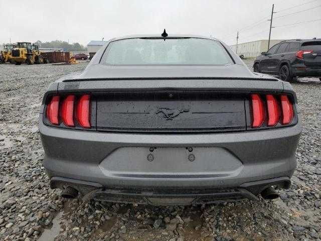 Ford Mustang 2022 Року