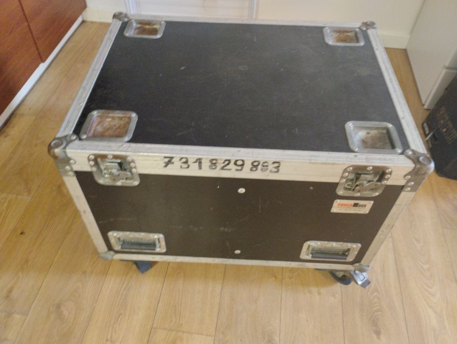 Case/Kablarka na kołach