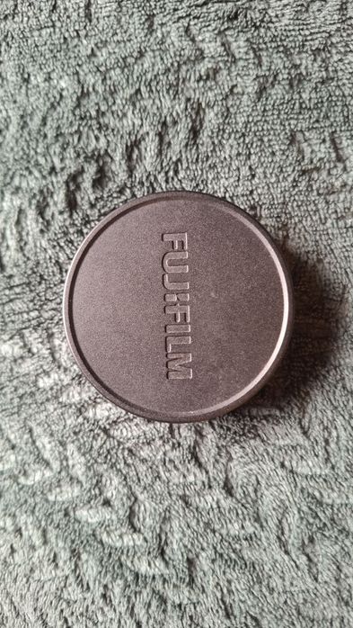 Metalowy dekielek Fujifilm 60mm na obiektyw x100