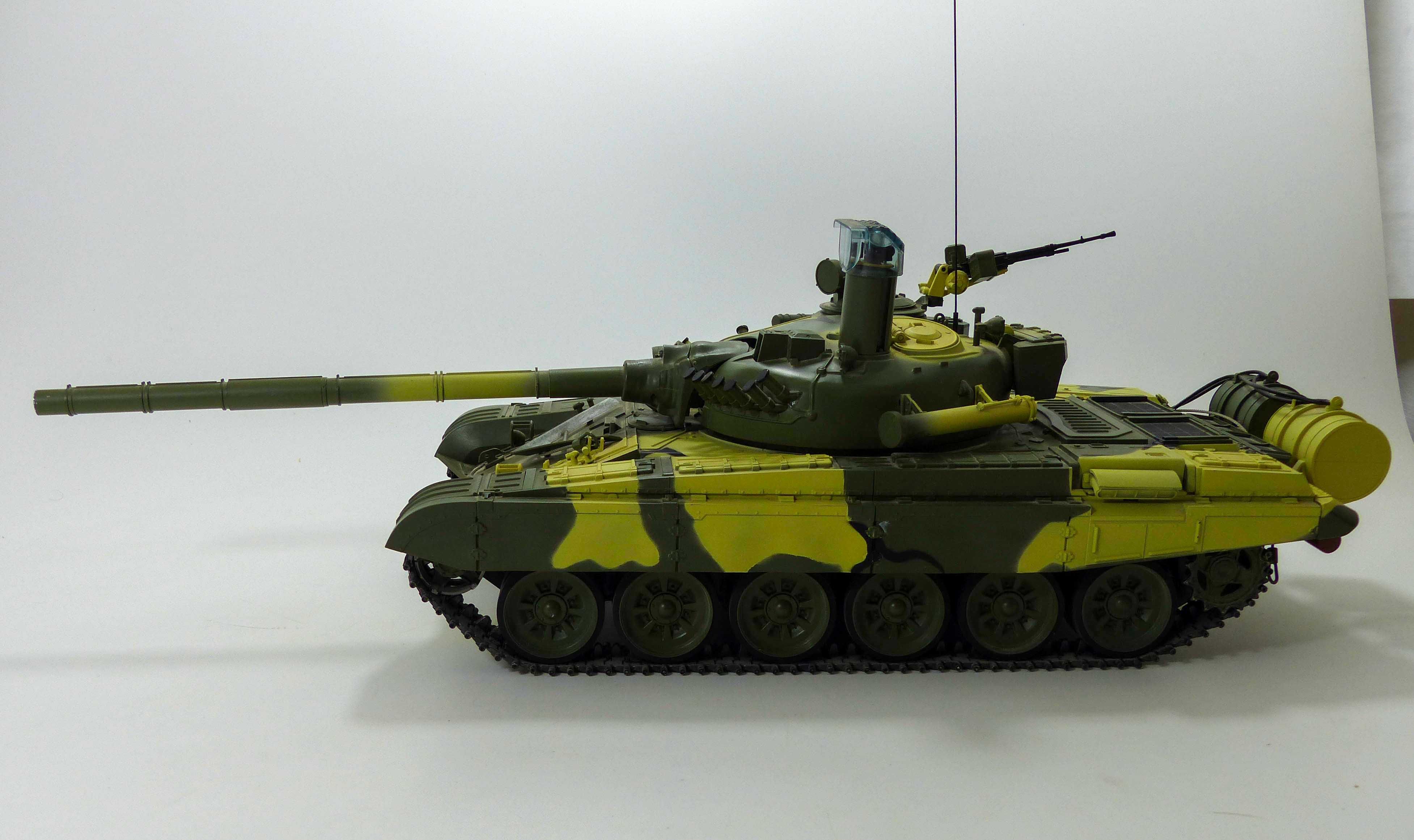 Duży model czołgu T-72 M1, Deagostini 1:16