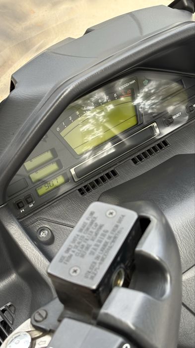 Suzuki Burgman 650 Executive impecável
