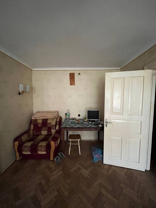 Продаж 2 кімнатної квартири по вул. Каховській