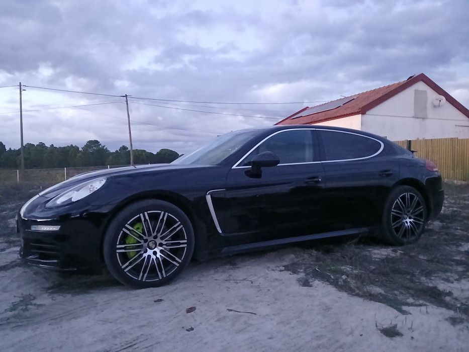 Porsche P. S E-Hybrid 416cv