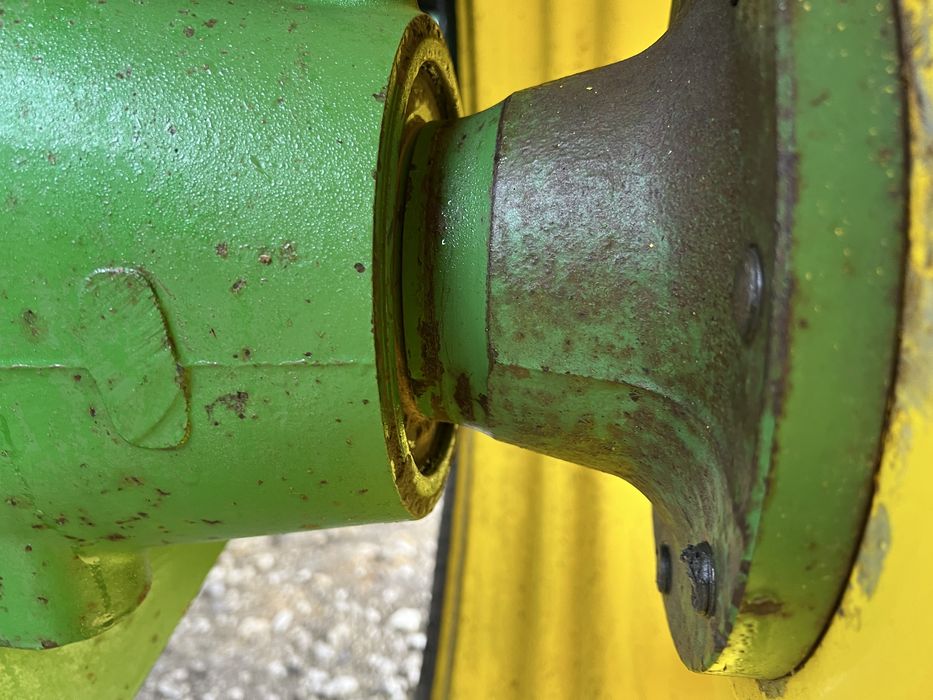 Трактор John Deere 6800| свіжопривезений з Німеччини| 120 коней| кліма