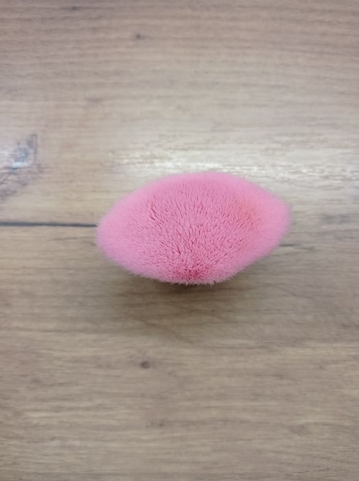 Pędzel do podkładu, etui
