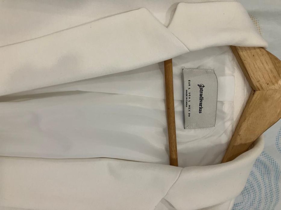 Bläser Stradivarius branco