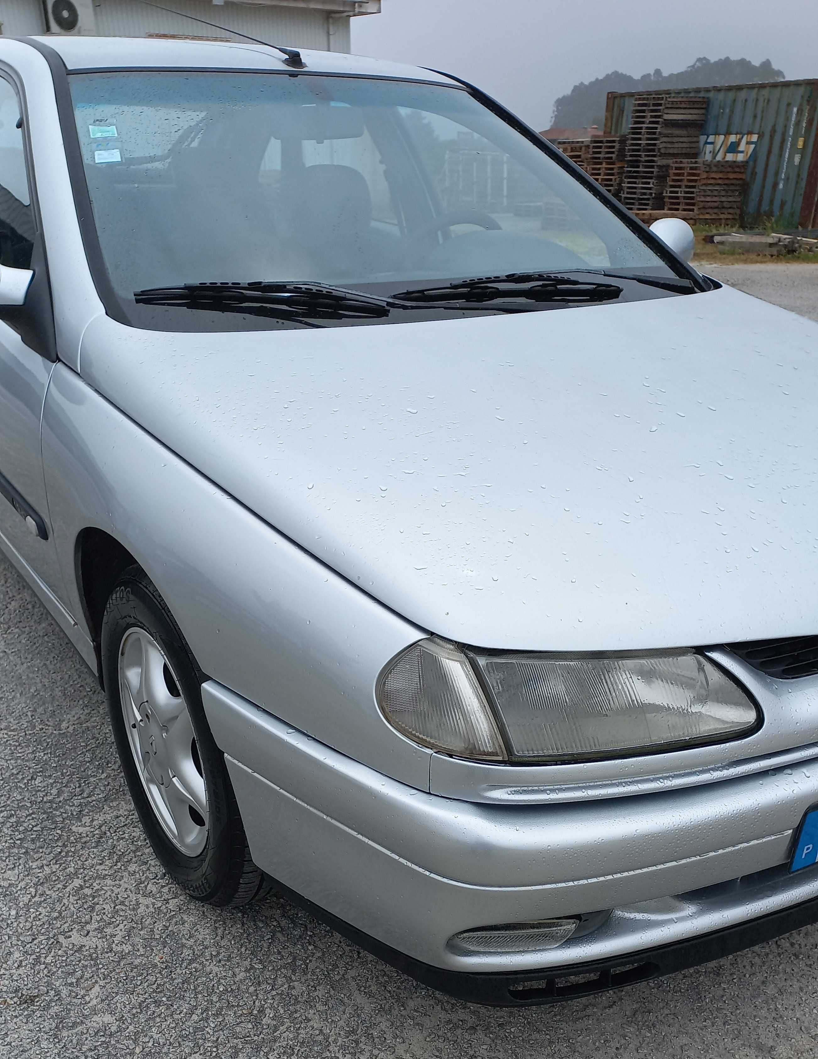 Renault Laguna 1.9 DTi