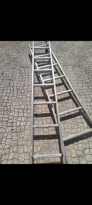 Escadote de alumínio